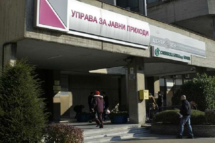 Граѓани и компании за даноци должат 163 милиони евра Граѓани и компании за даноци должат 163 милиони евра
